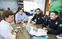 PRF entrega diploma de “Amigo da PRF” à Prefeitura de Petrolina