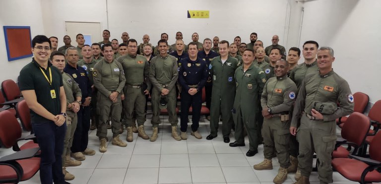 PRF participa de palestra sobre segurança de vôo ministrada pelo SERIPA II