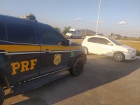 Carro roubado em São Lourenço da Mata é recuperado pela PRF em São Caetano