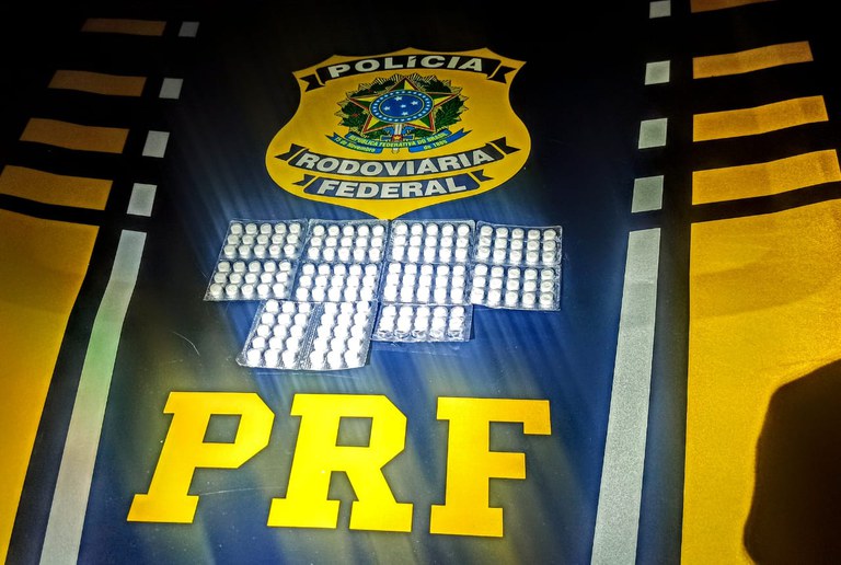 Motorista é autuado pelo porte de 160 comprimidos de rebite em São José do Belmonte