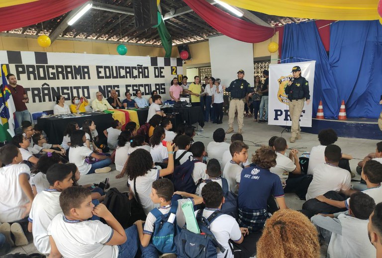 maio amarelo final.jpg