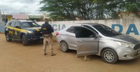 PRF recupera na BR-407 veículo roubado em Lauro de Freitas/BA