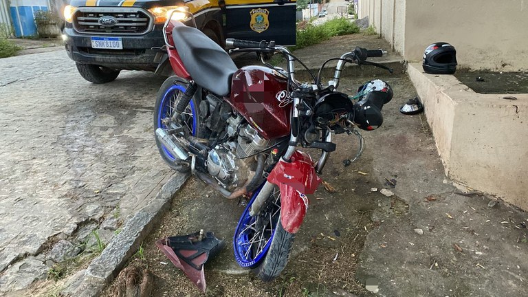 Suspeito de participar de "racha" é detido pela PRF em Vitória de Santo Antão