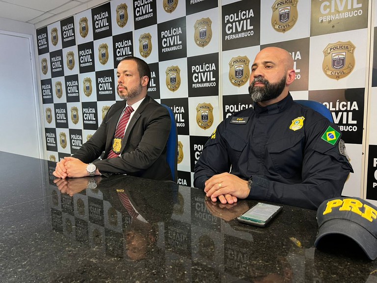 coletiva astreia 01.jpg