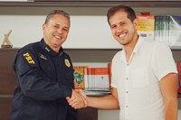 PRF participa de reunião com deputado federal em Pernambuco