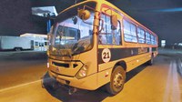 Ônibus escolar com irregularidades é recolhido na BR 116