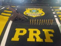 Após fuga, motorista recusa teste do bafômetro e é detido com pistola em Juazeiro