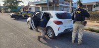 PRF recupera na BR-232 dois veículos com registro de roubo