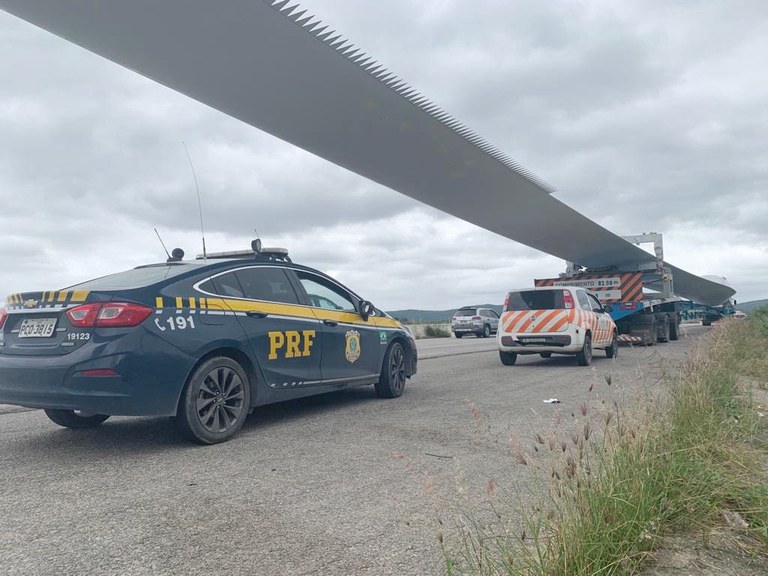 genérica escolta.jpg