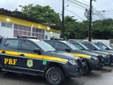 PRF detém três homens com carro roubado em Jaboatão dos Guararapes