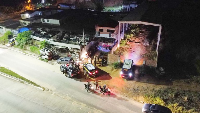 Adolescente é resgatada de casa de prostituição durante operação em Paudalho