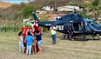 Núcleo de Operações Aéreas da PRF participa do Natal Solidário em Timbaúba
