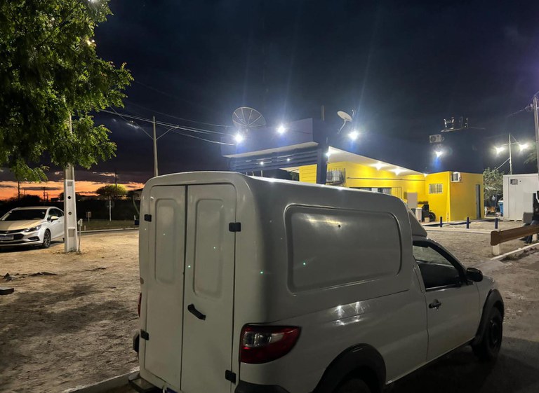 PRF apreende 180 Kg de queijo sem refrigeração em Sertânia