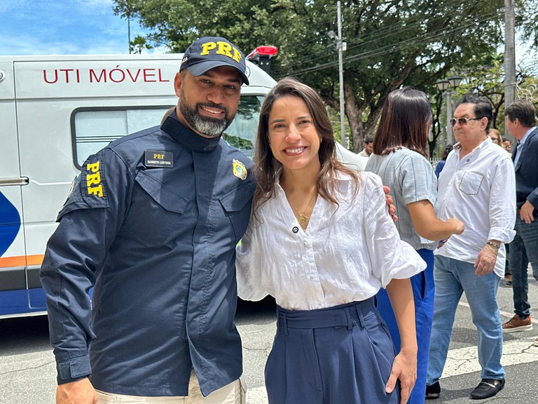 PRF participa de cerimônia de entrega de novas ambulâncias para a rede estadual de saúde