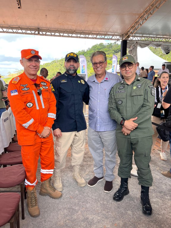 PRF participa de solenidade do início das obras do Arco Metropolitano em Moreno
