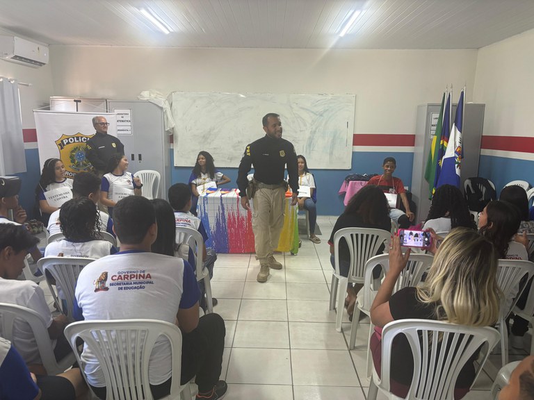 PRF realiza ações do Maio Amarelo em Pernambuco