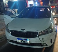 PRF recupera veículo roubado e com sinais de adulteração na BR-101, em Paulista