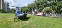 PRF e SAMU resgatam de helicóptero duas vítimas de sinistros em Limoeiro e Itambé