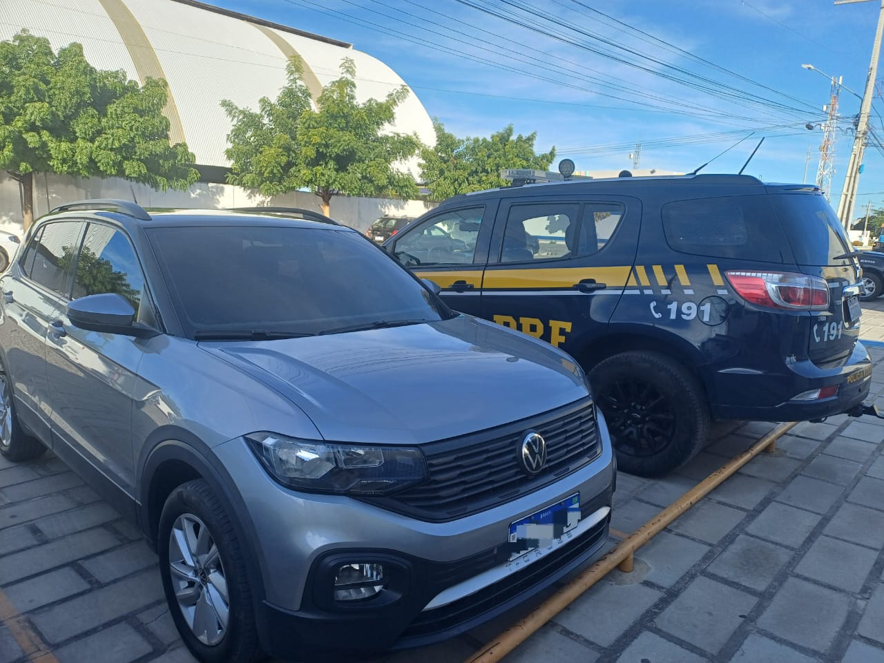 PRF recupera quatro veículos no Recife e no Sertão de Pernambuco