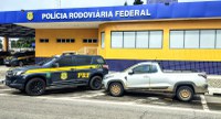 PRF recupera caminhonete furtada e apreende queijo sem refrigeração em Garanhuns