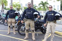 PRF participa de passeio motociclístico solidário de Natal da PMPE no Grande Recife