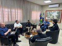 PRF participa de reunião sobre segurança pública com Prefeitura de Vitória de Santo Antão