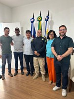 PRF discute ACT com Prefeitura de Belém de São Francisco para recolher animais soltos no Sertão