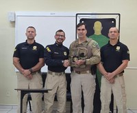 PRF realiza curso da Taser 10 com participação de Juiz Federal em Caruaru