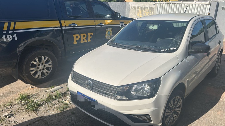 Após fuga a pé, homem é detido pela PRF com carro roubado em Carpina