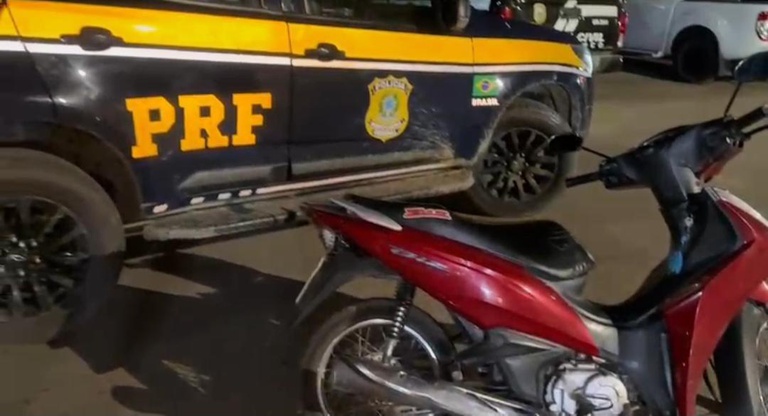 PRF apreende motocicleta adulterada em Salgueiro