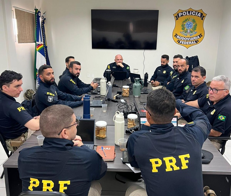 PRF promove workshop para chefes de Núcleos de Policiamento e Fiscalização em Caruaru