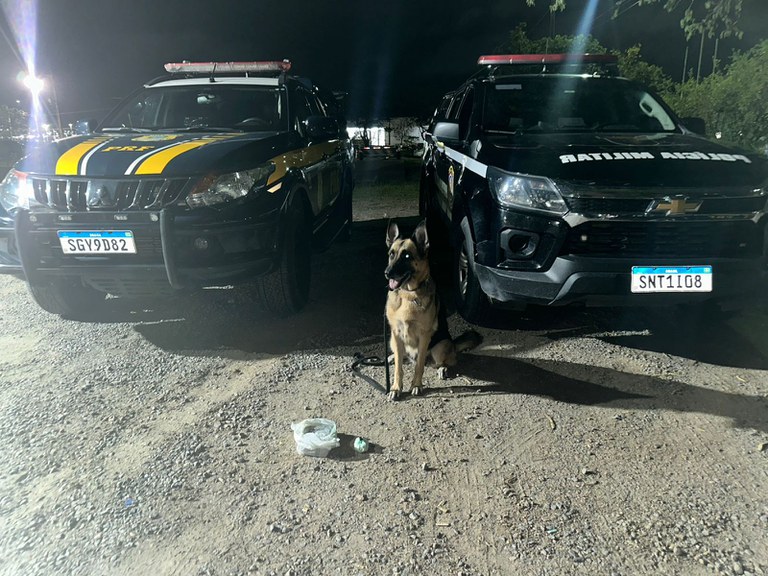 PRF e 1⁰ BIEsp apreendem cocaína durante operação em Caruaru
