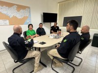 PRF recebe visita da prefeita de Floresta