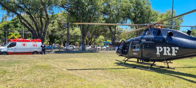 Vítima de traumatismo craniano é resgatada de helicóptero em Vitória de Santo Antão