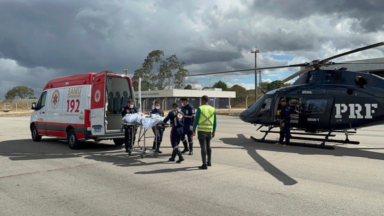 Paciente com AVC hemorrágico é transportado de helicóptero entre Garanhuns e Recife