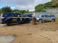 PRF detém suspeito de assalto com carro roubado em Jaboatão dos Guararapes
