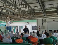 ​PRF realiza palestras do Maio Amarelo em empresas do Grande Recife