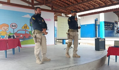palestra educativa em uma escola estadual no município de Carnaubeira da Penha