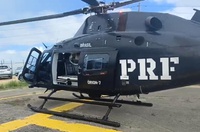 Homem ferido gravemente em colisão frontal é transferido de helicóptero entre Caruaru e Recife