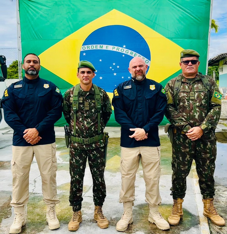 PRF participa de solenidade em comemoração ao aniversário da Arma de Comunicações do Exército Brasileiro
