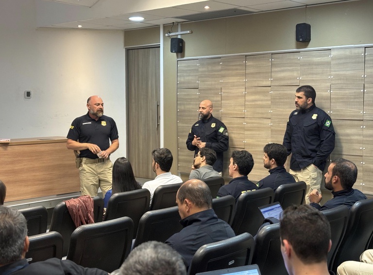 PRF realiza workshop de capacitação para novos gestores em Recife