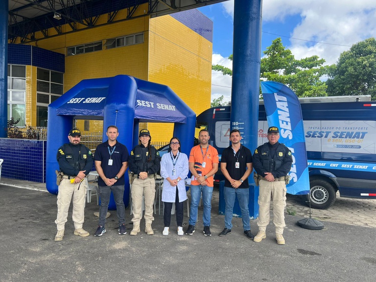 Comando de saúde: prevenção de “pressão alta” é realizada pela PRF e Sest-Senat em Caruaru