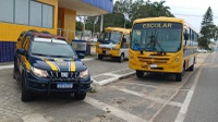 PRF intensifica fiscalização de veículos de transporte escolar no Agreste de Pernambuco