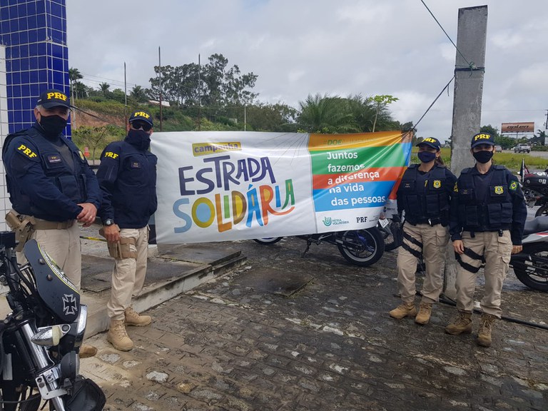 Estrada Solidária: PRF em Pernambuco fica em segundo lugar na quantidade de alimentos arrecada