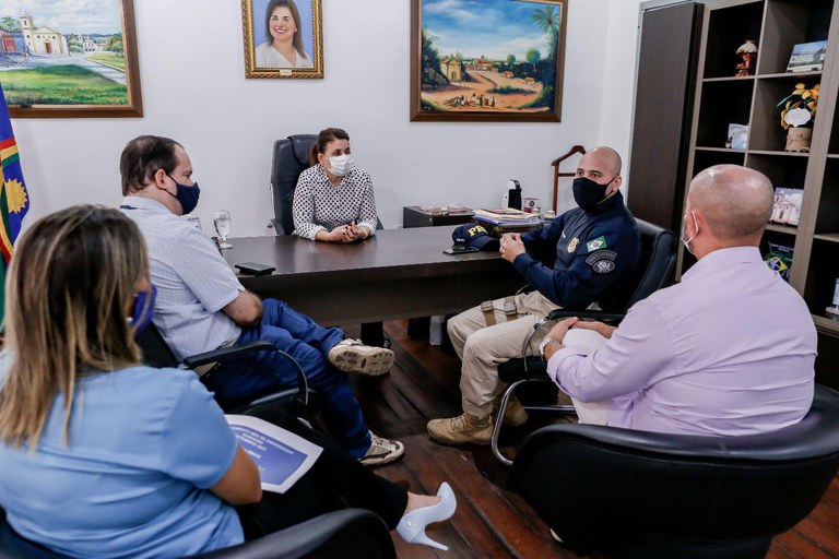 PRF discute segurança pública em Igarassu