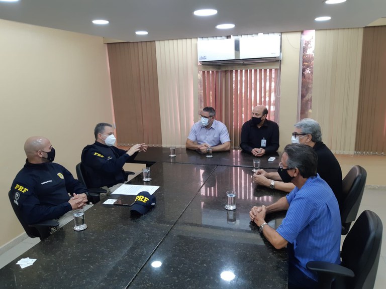 PRF realiza visita ao CEASA em Pernambuco