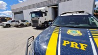 Caminhão com 2 toneladas de agrotóxico irregular é retido pela PRF em Petrolina