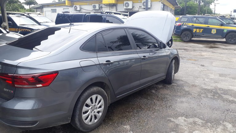 Condenado a 45 anos por estelionato é detido pela PRF no Recife