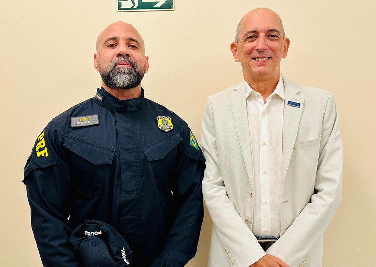 PRF participa de evento do CETRAN-PE voltado à conscientização sobre segurança em motocicletas