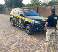 Em Floriano, PRF prende homem foragido da justiça por Pensão Alimentícia